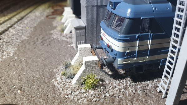 HEU01-1/72-Lot de 10 heurtoirs asymétriques bi-bloc