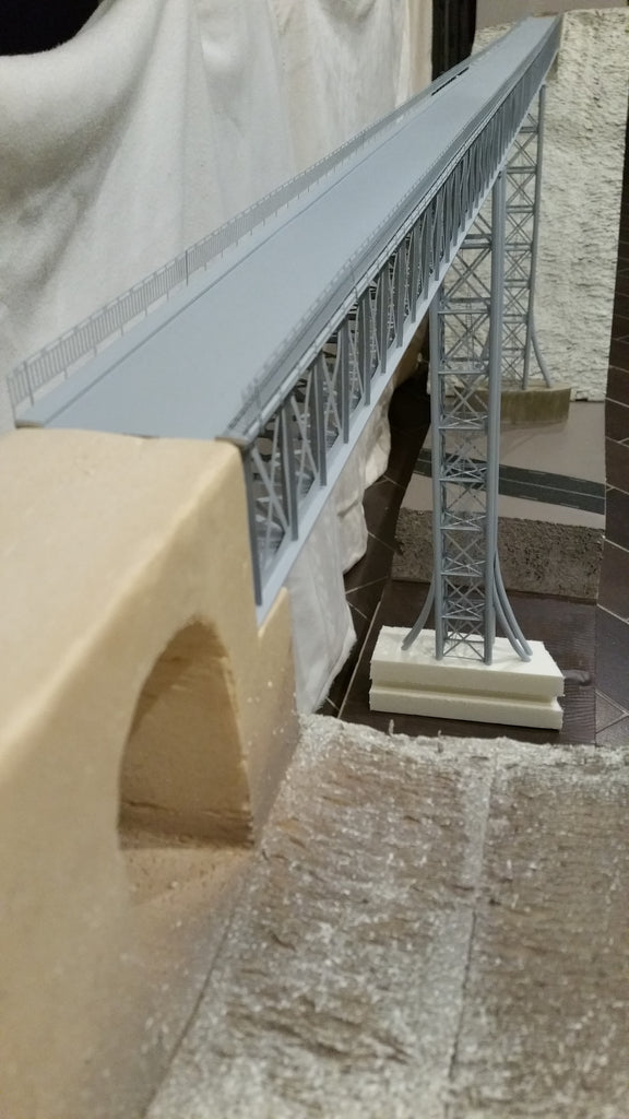 VIA01-HO-Tablier pour viaduc 1 voie (assemblé et peint)