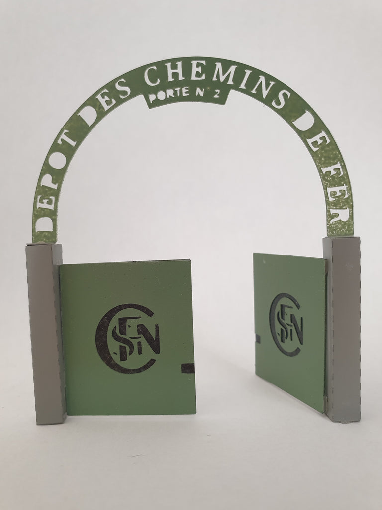 GRI26-0-Portail dépôt SNCF